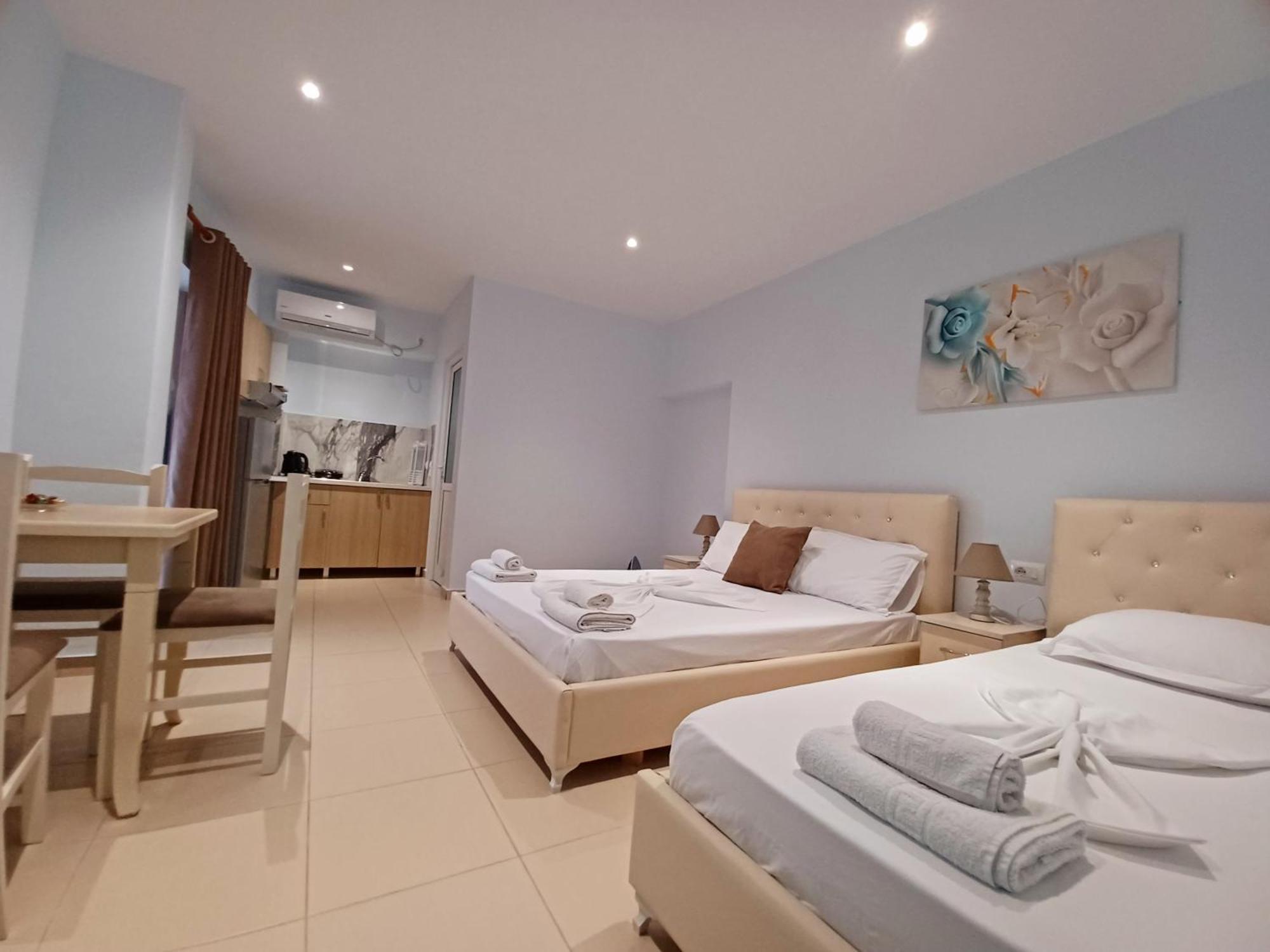 Arileo Hotel Himare Luaran gambar