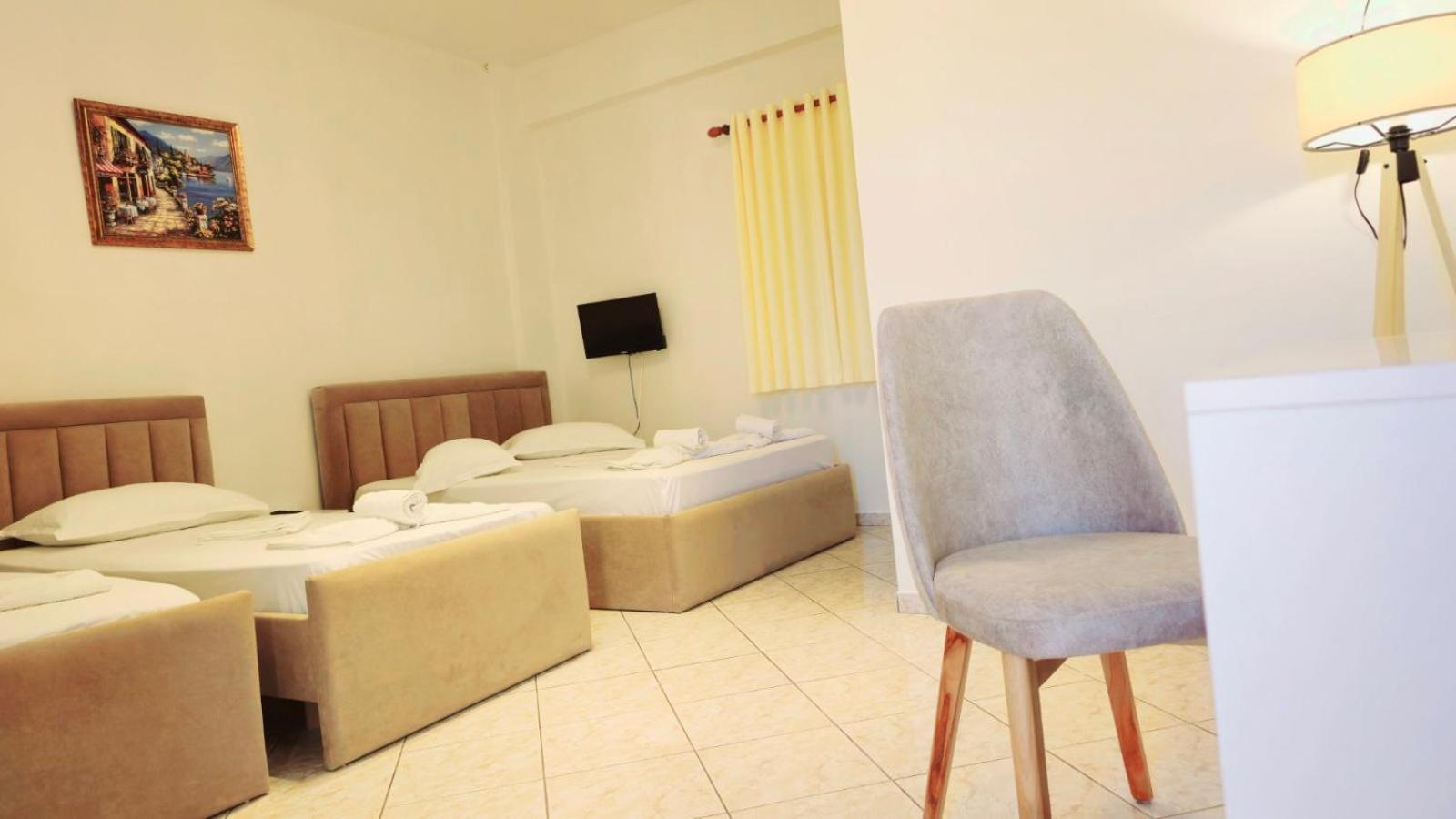 Arileo Hotel Himare Bilik gambar