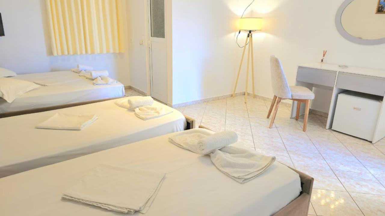 Arileo Hotel Himare Luaran gambar
